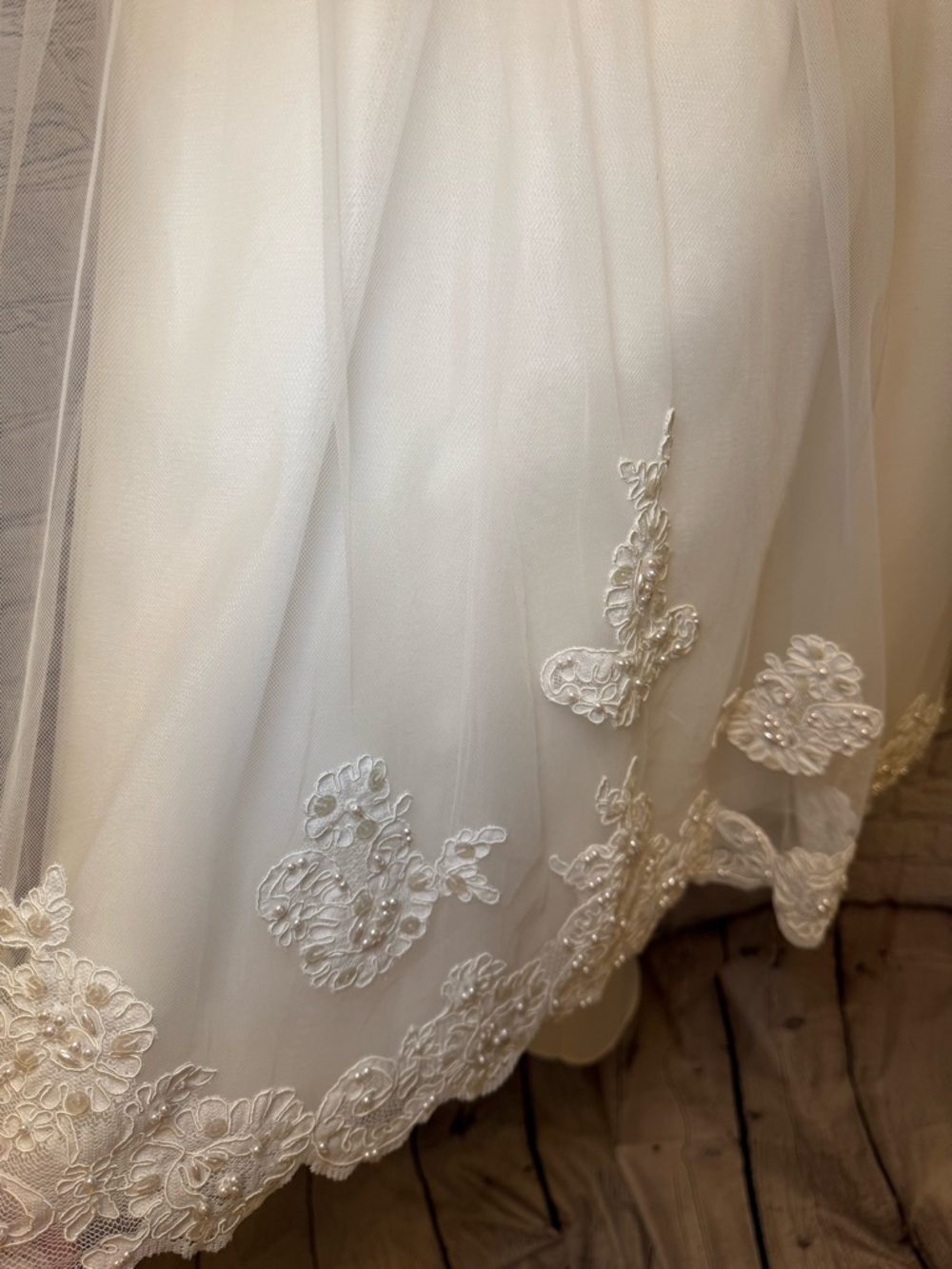 David's Bridal White Embroidered Tulle Flower Girl Dress - Picture 4 of 16